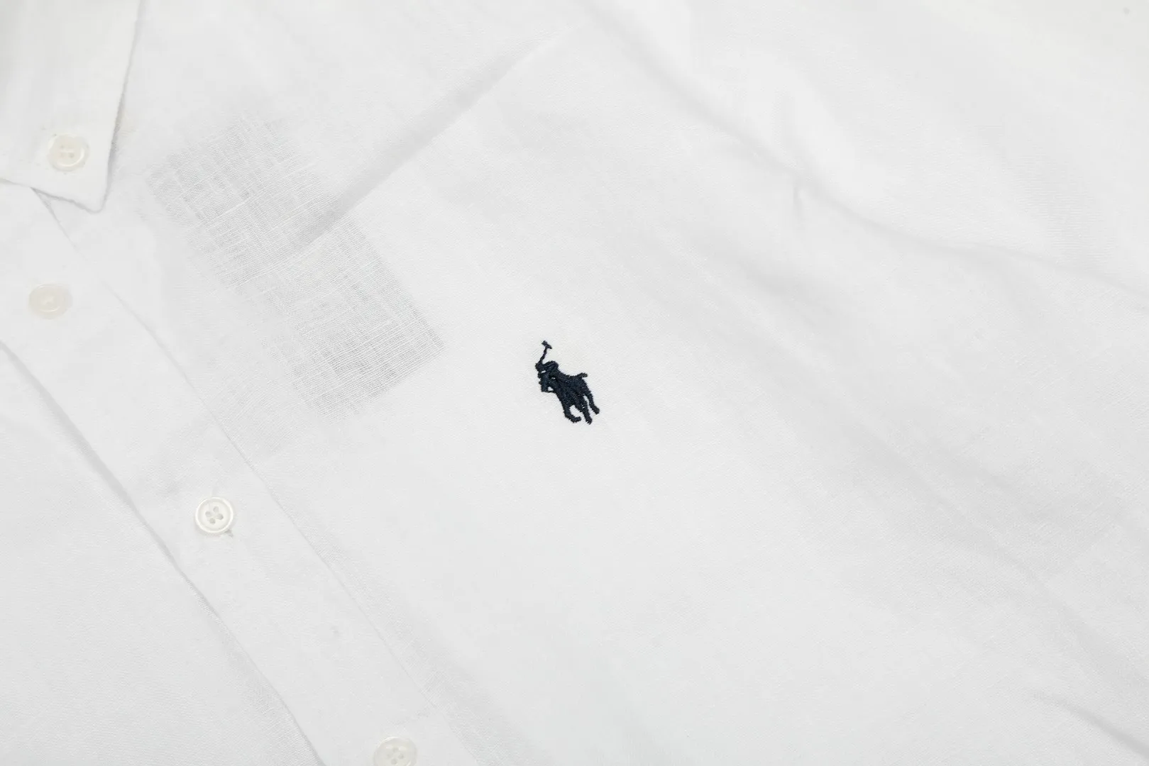 P300 Top Quality" Style Number: 8001# [Ralph Lauren Paul Pony Linen Basic Couple Style Shirt Long Sleeve] ✅Ralph Lauren Paul Small Label War Horse 100% Pure Linen Classic Basic Four Seasons Shirt Long Sleeve ✅A must-have item for the lazy style. The upper body has a retro and fresh feeling. ✅100% pure linen 280g 32 count fabric. Washed, retro and textured. ✅Dedicated to platform live broadcast. Wholesale entity ✅Simple and easy to match, light American old money style, the upper body is super great, ✅Standard for all seasons, worn alone/inner, it is a must-have for YYDS couples wardrobe. Size: S-XL Color: Black, White, Navy, Khaki, Pink, Yellow, Red, Colorful Blue, Light Blue, Rose Red